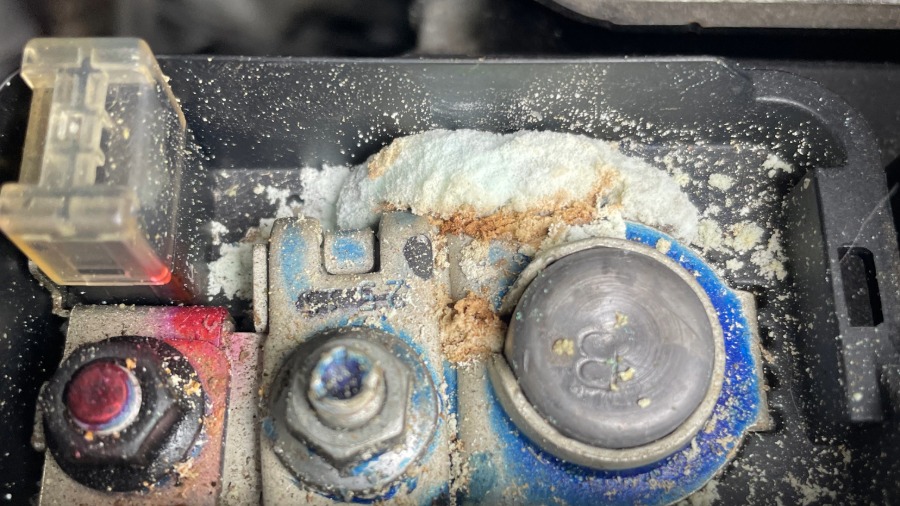 Mobile Auto Electrician Battery Testing